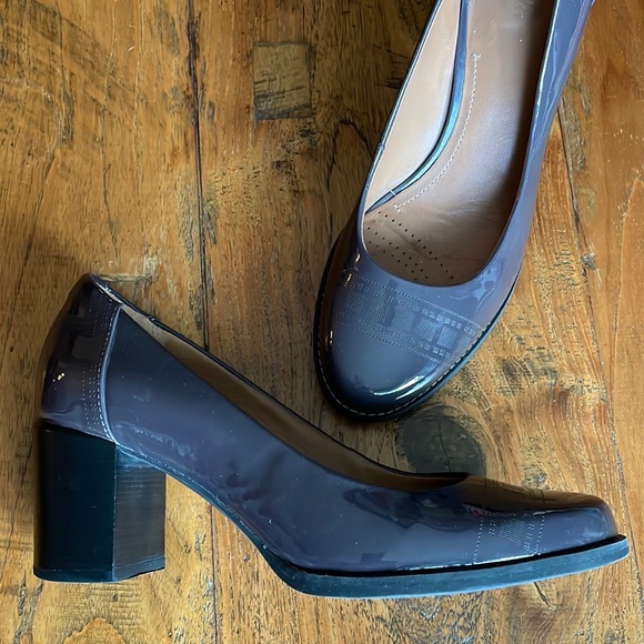 Clarks Artisan Tarah Sofia Plum Block Heel Comfort Dress Pump 7.5 - Picture 6 of 14